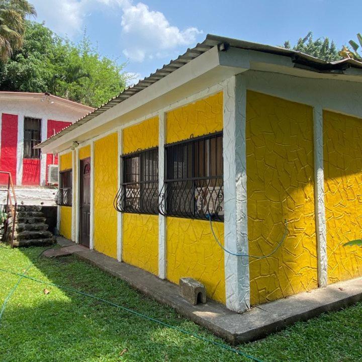 Arcadia Cabanas Vacacionales Retalhuleu Luaran gambar