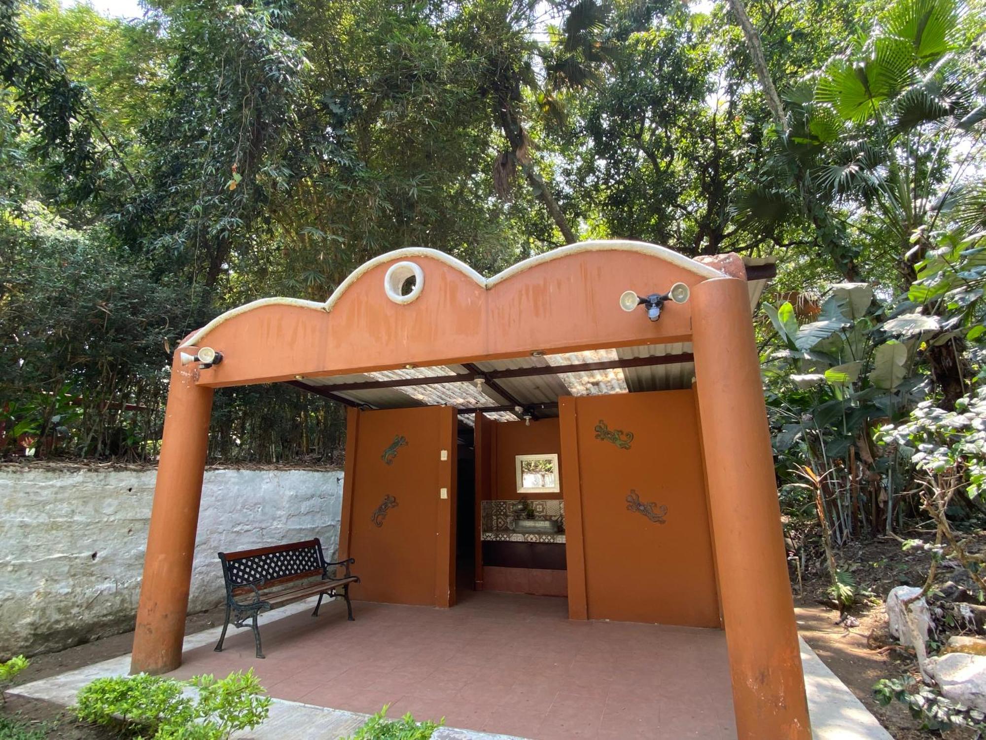 Arcadia Cabanas Vacacionales Retalhuleu Luaran gambar